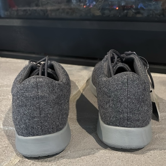 BEARPAW Benjamin Runner,wool upper,comfort foot bed, mesh lining, EVA outsole - Picture 4 of 12